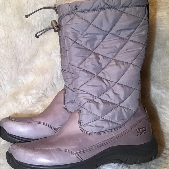 Ugg leather/quilted zip up boots 8 - Picture 7 of 10